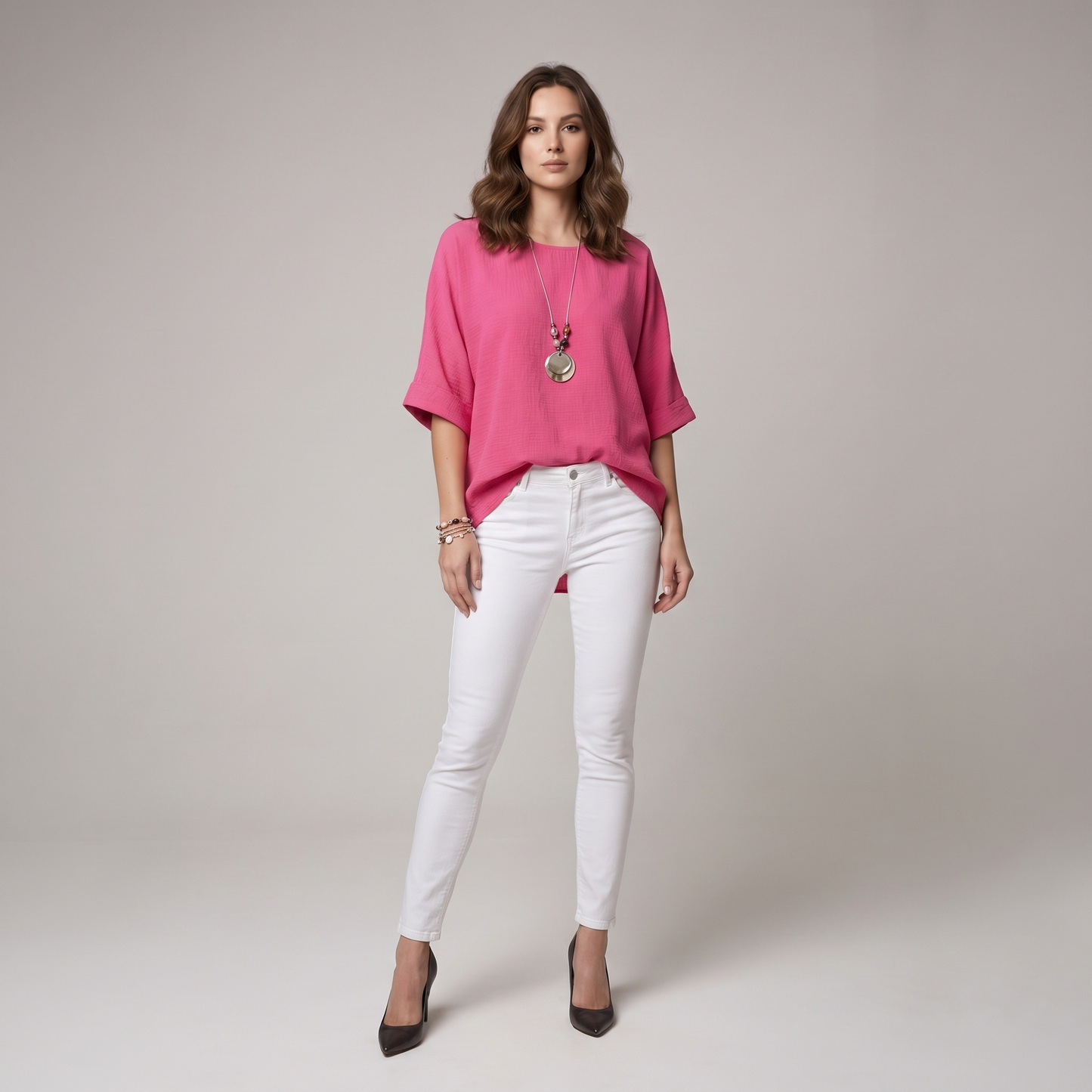 EDELHELD Damen Oversize Bluse mit Kette – Leichte Viskose Kurzarm Sommerbluse Unifarben | Lässig Geschnitten mit Vokuhila-Saum